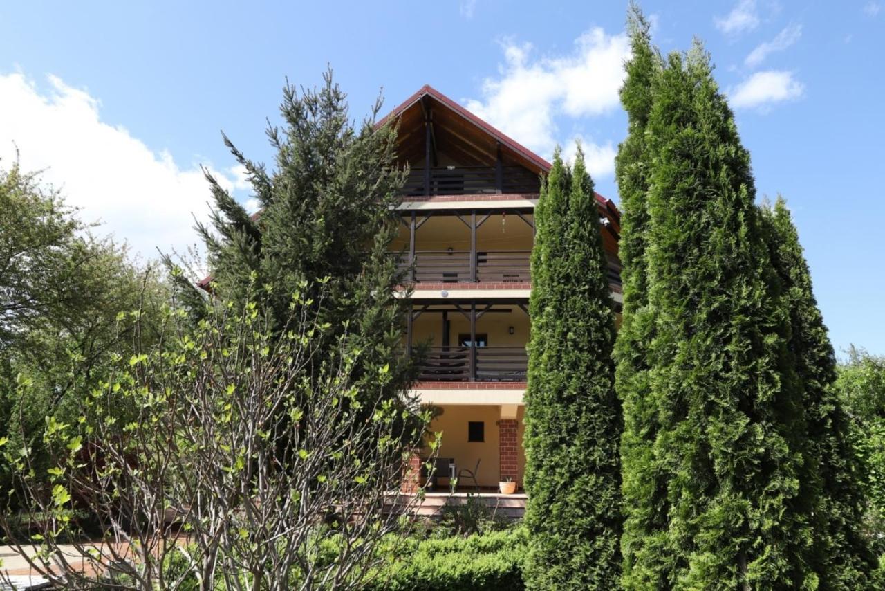Casa Stefandra Hotell Breaza  Exteriör bild
